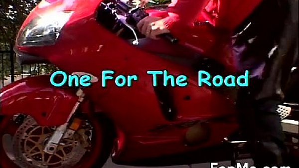 Nonton Hot Bitch Stroking A Biker's Cock thumbnail