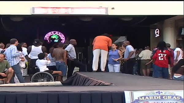 Nonton South Beach Hotbody Competition 2 thumbnail