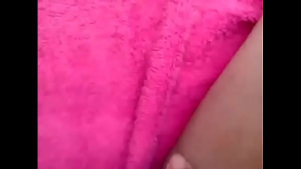 Mi Mujer Se Excita Y Se Masturba Por Mi thumbnail