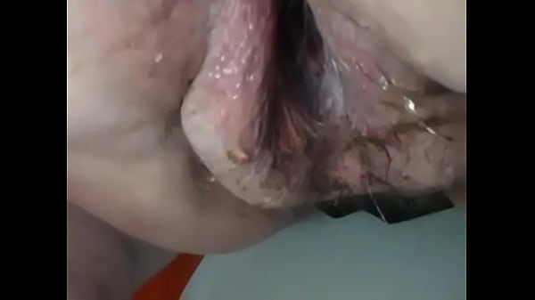 Nonton Pee thumbnail