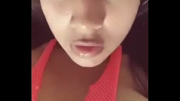 Linda Tetona Con Una Panocha Mojada thumbnail