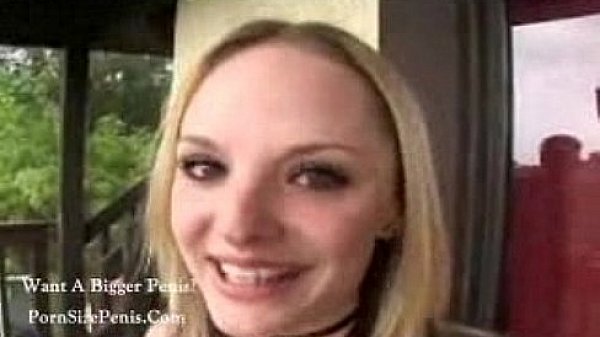 Nonton Pretty Face Sperm Covered thumbnail