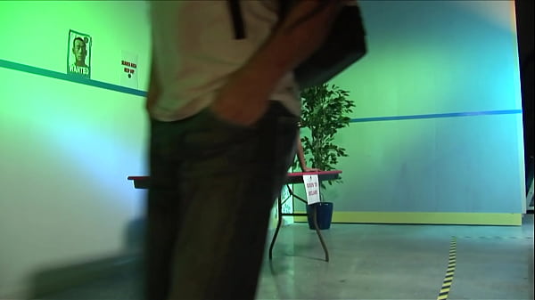 Nonton Michelle Thorne Strip Searches The Lovely Gabriela Glazer thumbnail