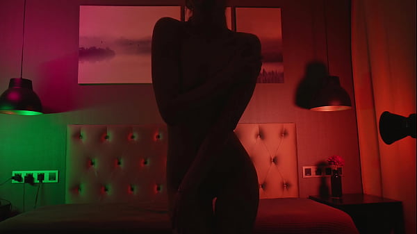 Sensual Sexy Dark Body Moves Incredibly In The Colors thumbnail