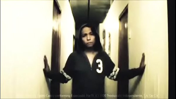 Primer Sencillo / First Single 