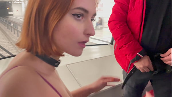 Nonton Public Tram Bukkake With Strangers thumbnail