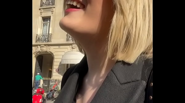Je suce un chauffeur de taxi. Encore 30 fans avant la diffusion de cette vid&eacute_o ...