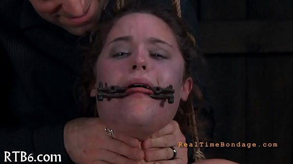 Nonton 007 thumbnail