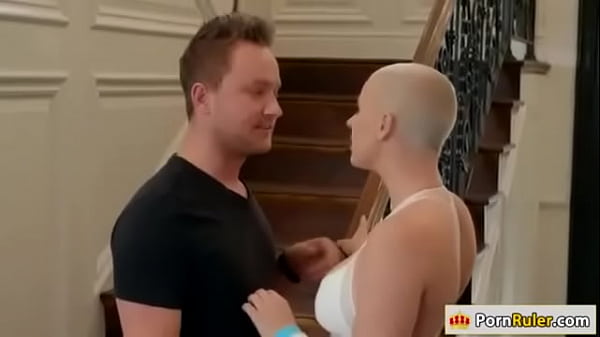 Big tits pornstar Riley Nixon deepthroats a guys cock and tifucks him.After she got banged she receives a facial cumshot 