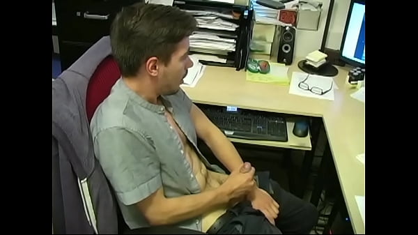 Latin Dude Jerks Off thumbnail