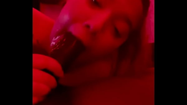 Nonton 20 Year Old Lexi Loving Bbc Throating Dick Like A Pro thumbnail