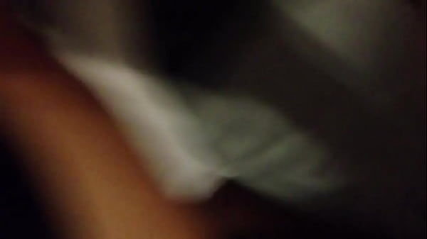 Nonton Couple Plays With Iphone thumbnail