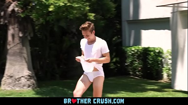 Cute Boy Gets Fucked By His Older Stepbrother After A Water Balloon Fight thumbnail