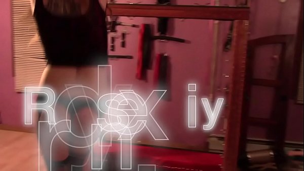 Nonton Sexy Little Kitten Theory Dances Homemade thumbnail