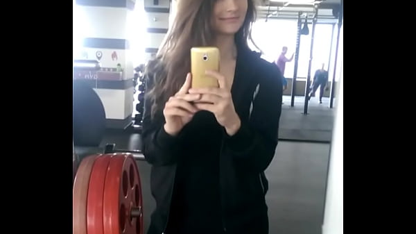 Nonton Nadine Kiev thumbnail