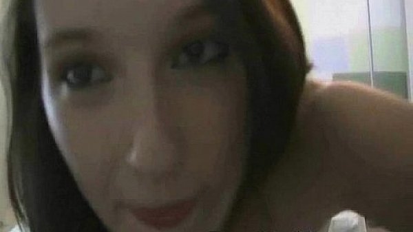 Nonton Hot Babe Loves To Masturbates Wet Pussy thumbnail