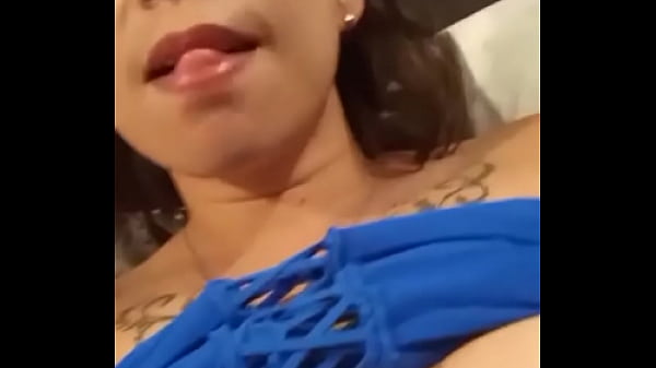 Mi Hombre Se Va Y Yo Aprovecho thumbnail