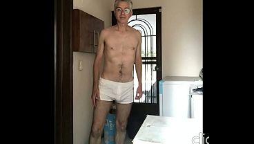 Sonido De Hombre Que Se Masturba Jalandose La Verga Haciendo Que Los Testiculos Bolas Huevos Se Muevan Para Un Lado Y El Otro Hacia Arriba Y Abajo Dando Golpes En Su Pierna Para Sentir Mas Placer Sexual Al Masturbarse Hasta El Orgasmo Monterrey Mty Mexico thumbnail