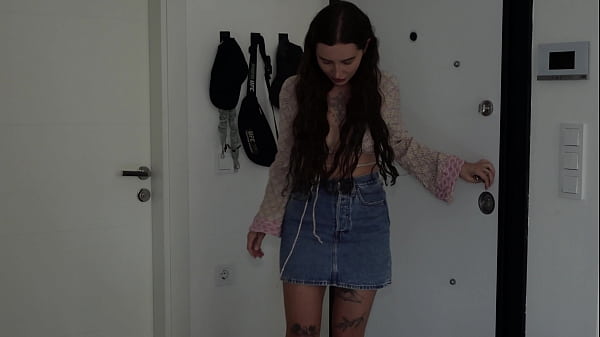 Nonton Stepmother Confessed To Her Husband Cuckold... thumbnail