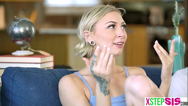 Play MP4 - Stepsister teen Chloe Temple had a sex fetish to fuck her family and her friend Haley Spades joined