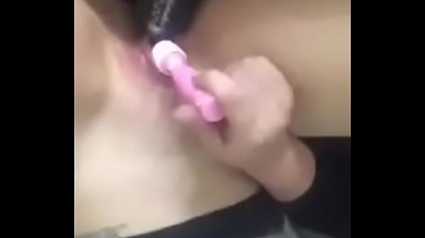 Nonton Despu&eacute;s De Peinarse Se Mete El Cepillo thumbnail