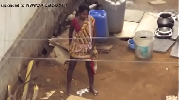 Nonton Desi Standing Pee And Piss7 thumbnail