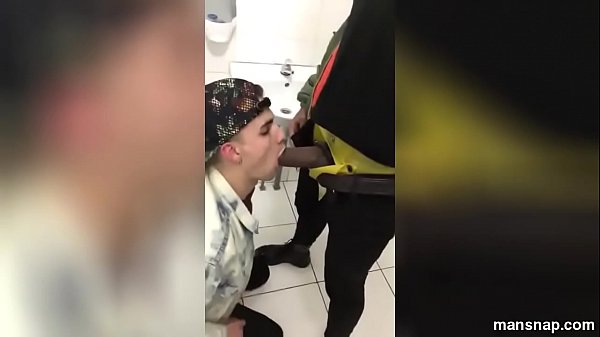 White Boy Happy To Blow My Bbc thumbnail