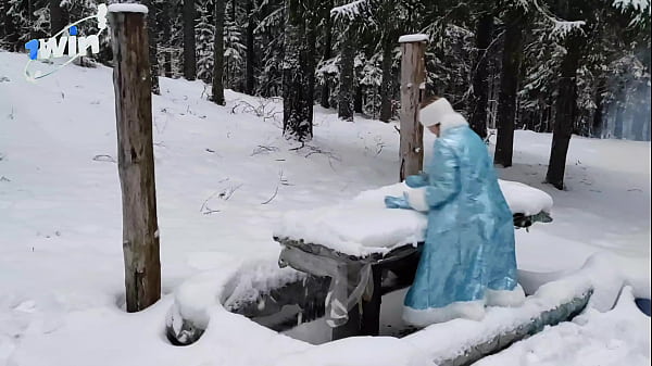 Nonton Frosty Sex thumbnail