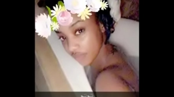 Nonton Shaddyboo Rwanda In The Bathroom thumbnail