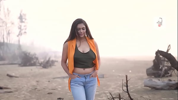 Semi Nude Modelling thumbnail