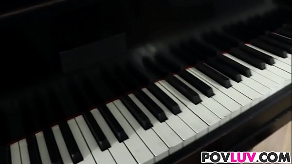 Nonton Fit Beauty Gets Fucked thumbnail