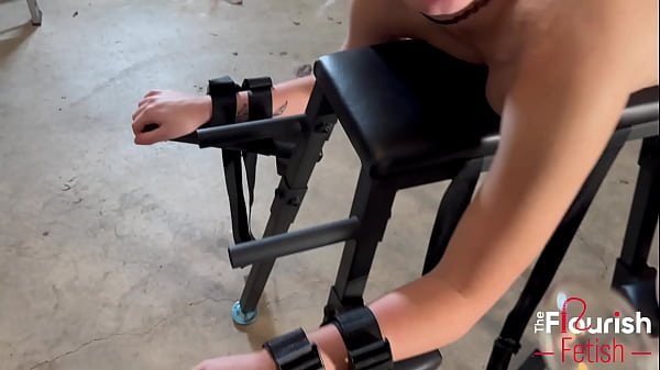 Nonton Trailer Evie Christian Gets The Obedience Bench In A Garage. It's Very "silence Of The Lambs" Feel To It. With Whipping, Flogging, Paddling, Glass Dildo Being Plunged Up Her Ass, Verbal Domination, And More. thumbnail