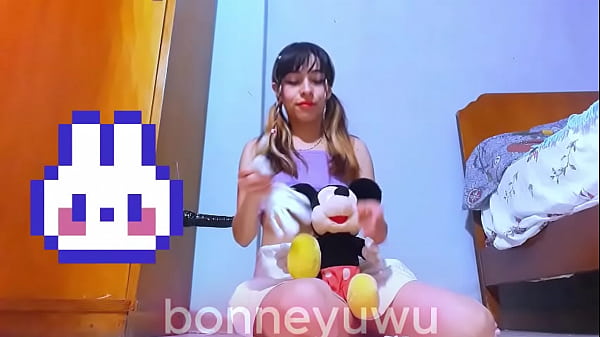 Bonneyuwu - 12:21 Me Doy En Cuatro Con El Dildo thumbnail