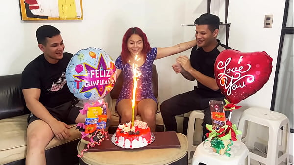 Beautiful Stepmom Is Fucked By Her 2 Stepson On Her Birthday When Her Husband Is Working thumbnail