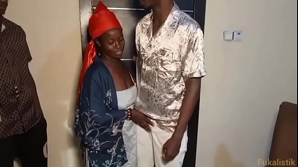 Nonton African Milf: Mum Stop Touching My Friend thumbnail