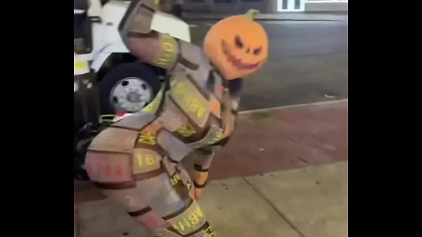 Halloween pimping pumpkin