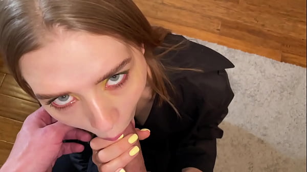 Nonton I Touch Her Pussy After A Blowjob thumbnail