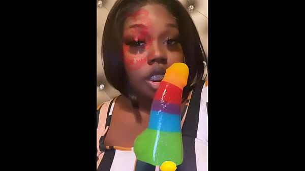 Lovely BBW SSBBW FETISH - Black Girl Twerking ASS 