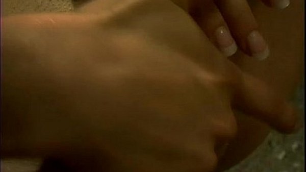 Nonton Apneatic Broken Lights thumbnail