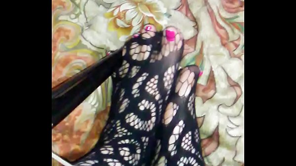 Worship My Pink Toes thumbnail