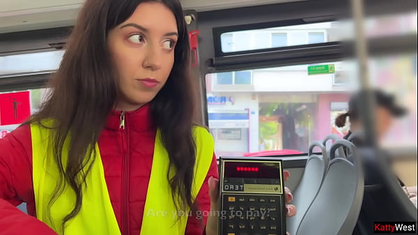 Nonton Bus Conductor Caught Red-handed And Punished For Cheating Passengers thumbnail