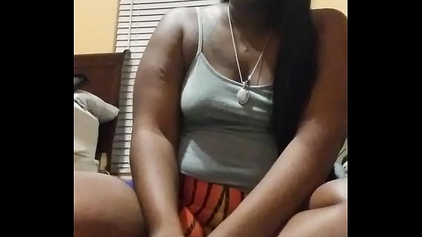 Nonton Cumming To A Fans Request thumbnail