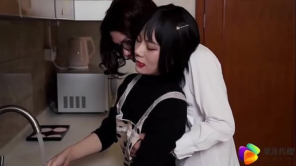 Nonton #果冻传媒 #麻豆 #天美传媒 #家庭 #高清无码 #免费 #剧情 thumbnail