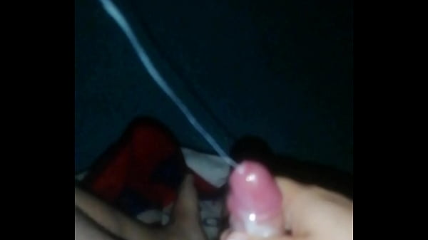 Disparos Potentes De Semen Sacando La &uacute;ltima Gota thumbnail