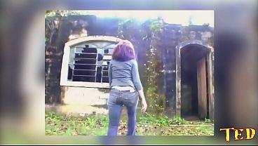 Ted Leva A Safada Para Um Local Abandonado thumbnail