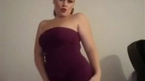 Nonton Pawg Booty Dance thumbnail