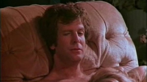 Nonton Virginia (1983) - Blowjobs & Cumshots Cut thumbnail