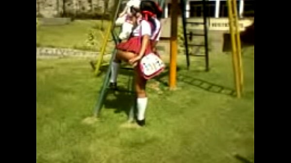 Nonton Blue Hotel Aviacion Peru Chicas Karla 7 thumbnail