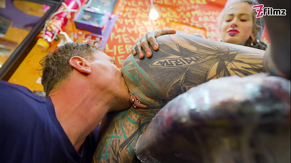 Nonton Pornstar Tattoo Artist Gets Assfucked From Customer - Hard Anal, Atm, Facial Cumshoot thumbnail