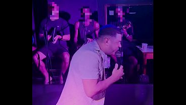 Nonton Pagoswing Do Leo Ogro No Hotel Car&iacute;cias, Samba Suor E Sacanagem. thumbnail